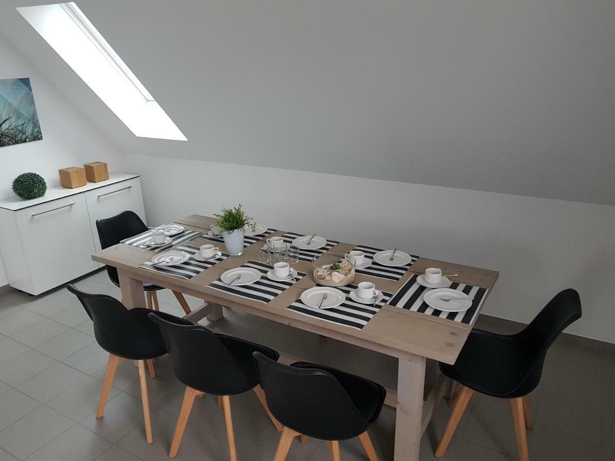Ferienwohnung Dat Witte Hus 2 Busum Exterior photo