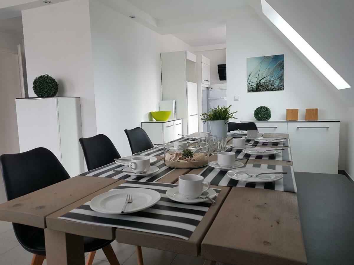 Ferienwohnung Dat Witte Hus 2 Busum Exterior photo