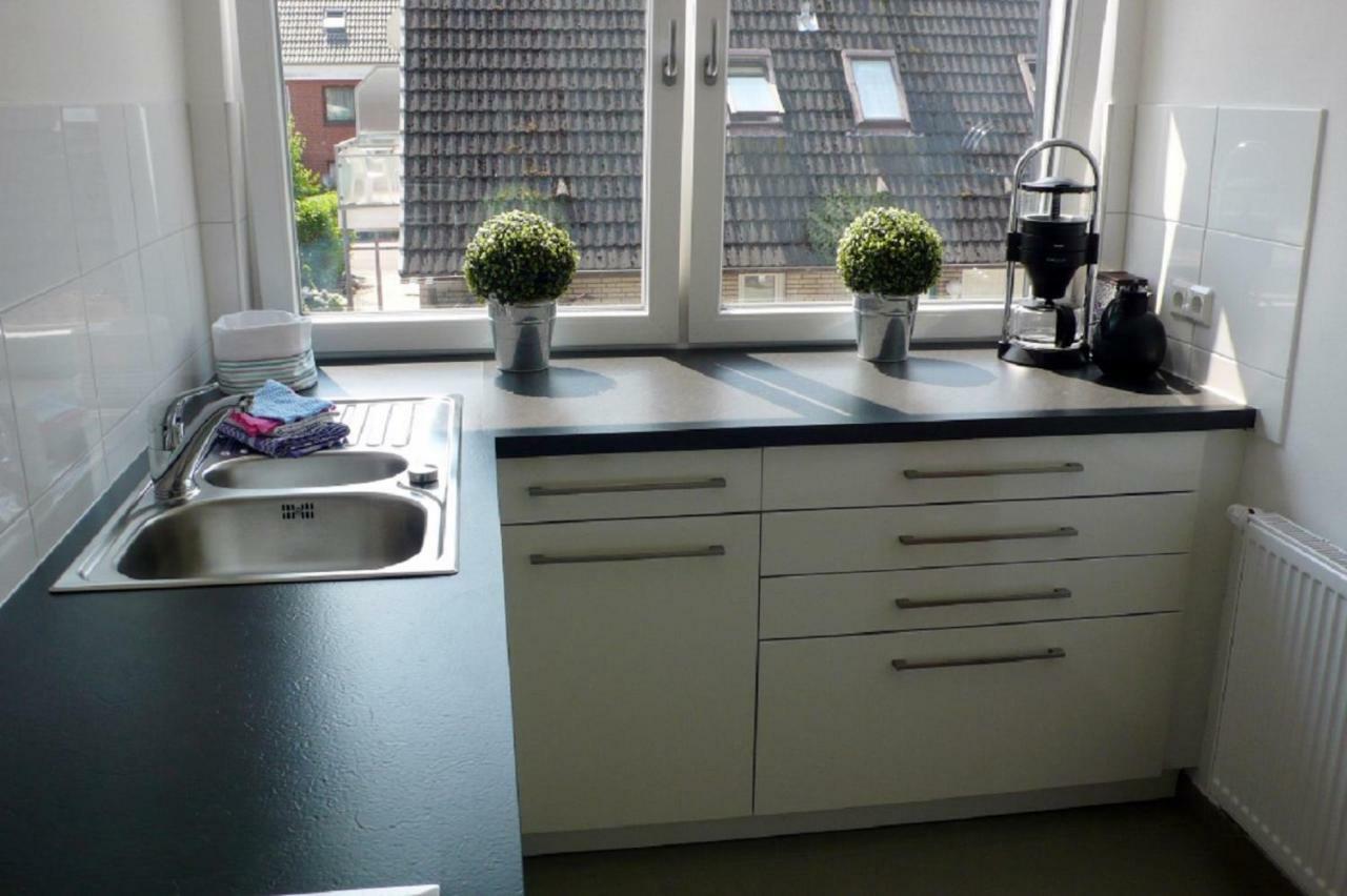 Ferienwohnung Dat Witte Hus 2 Busum Exterior photo